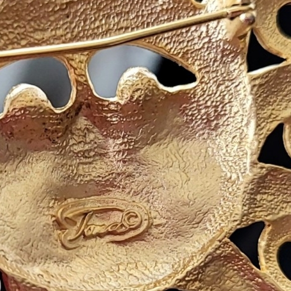 TANA SUN BROOCH - RHINESTONE EYES - Picture 5 of 6